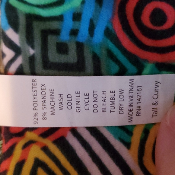 LuLaRoe Geometric Leggings - Picture 4 of 4